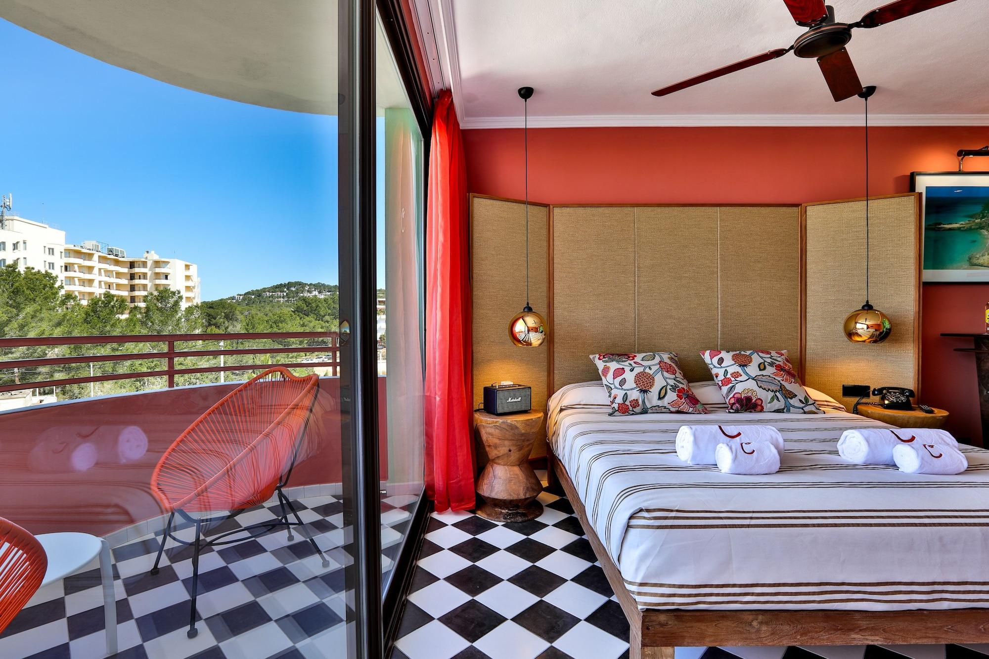 Hotel Cubanito Ibiza 4*